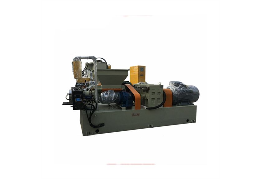 強(qiáng)制喂料擠出過濾機(jī):現(xiàn)代工業(yè)中的高效設(shè)備-3